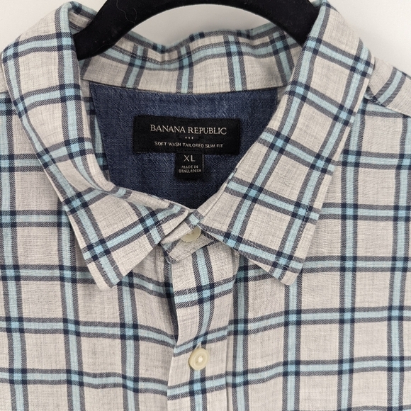 Men's BANANA REPUBLIC FACTORY Plaid Soft Wash Tailored Slim Fit Button Shirt - Picture 2 of 5